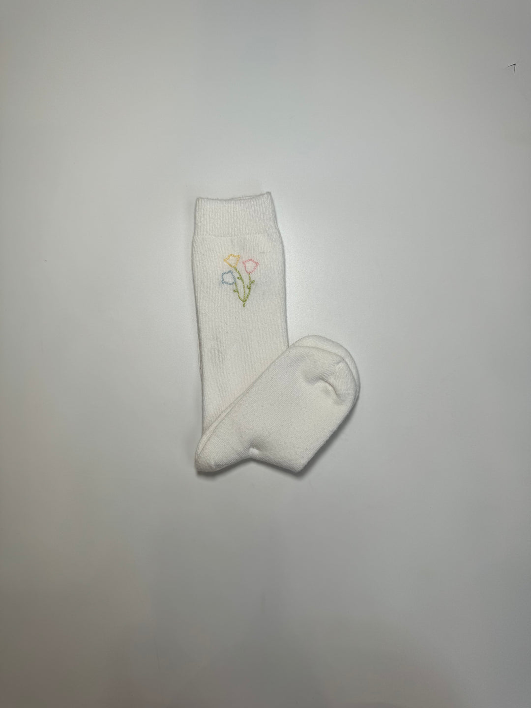 Socks w/ Embroidery