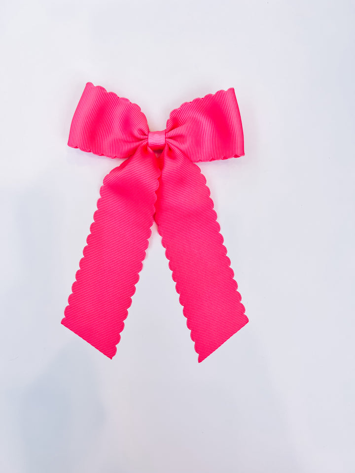 Scalloped Long Tail Bow