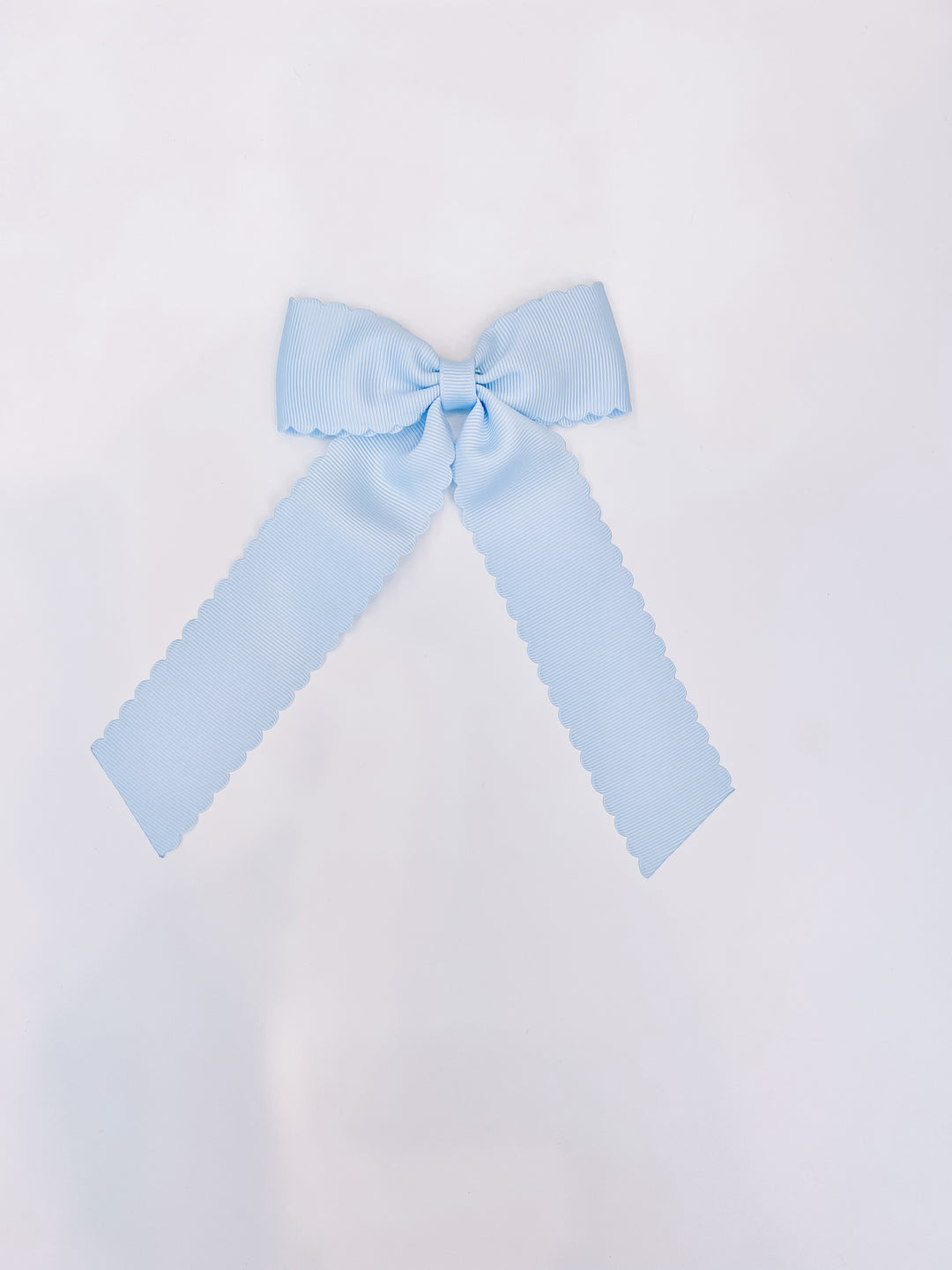 Scalloped Long Tail Bow